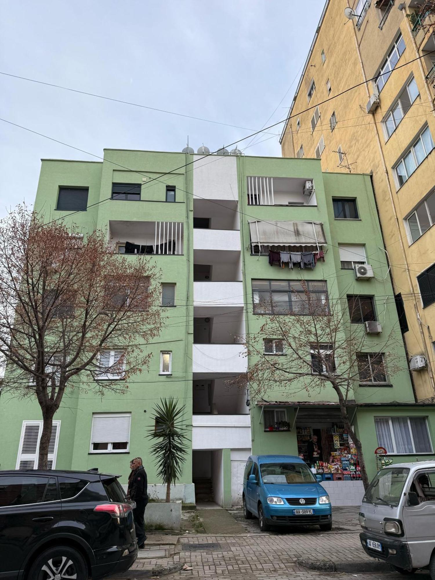 Alvi Apartment